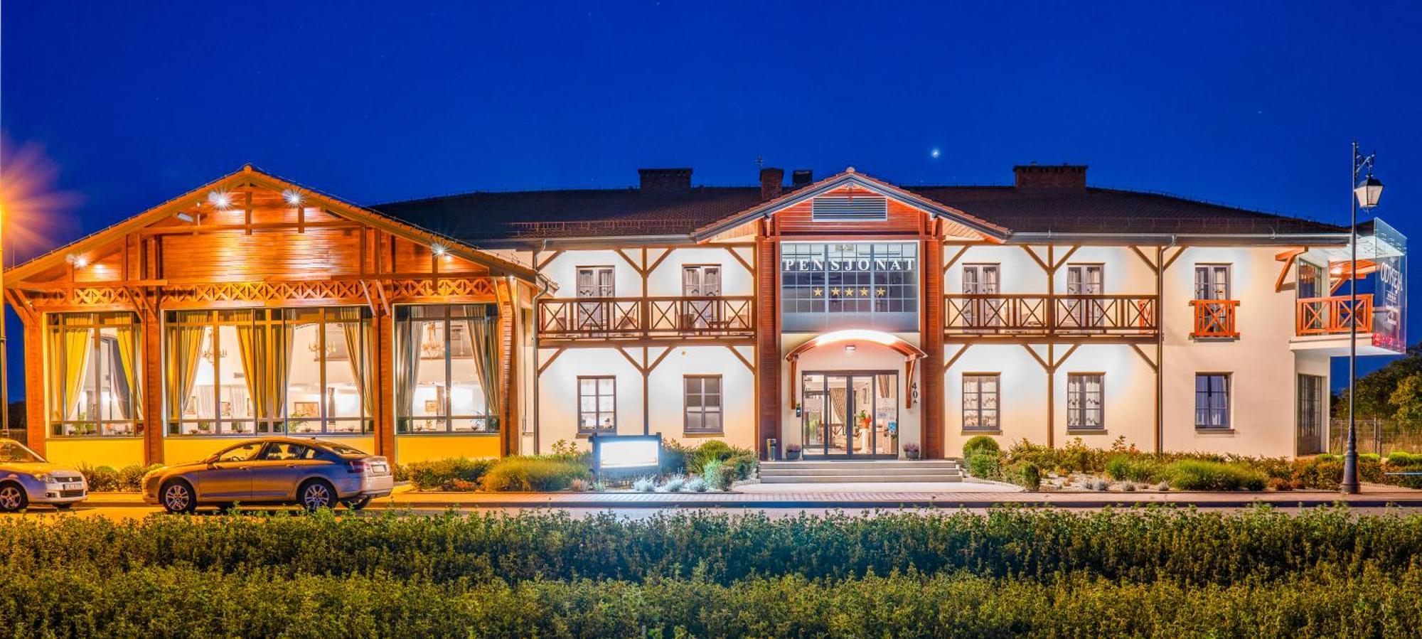 Boutique Odyseja & Spa Ciechocinek Buitenkant foto The main building of the hotel